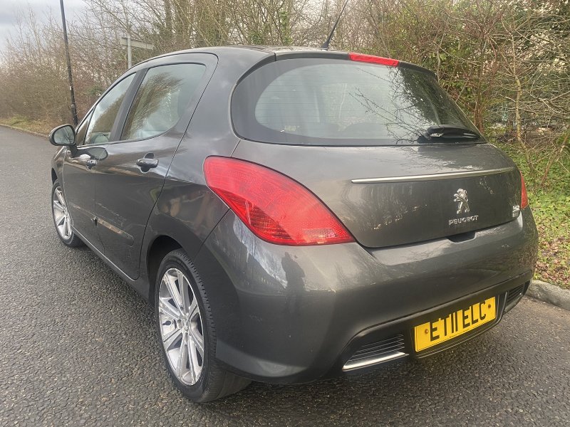 Used 11 Peugeot 308 1 6 E Hdi 112 Active 5dr For Sale In Southall Middlesex Junction 3 Cars